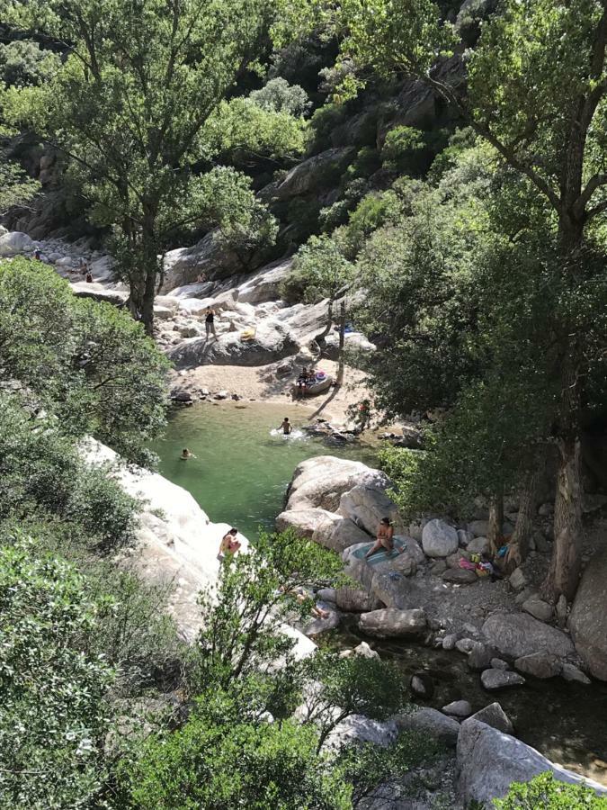 Gite De Larmonys Gigean ภายนอก รูปภาพ